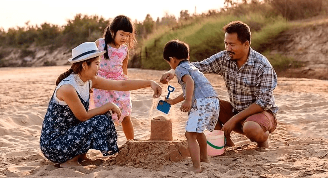 Tips Liburan Keluarga Bersama Anak Kecil